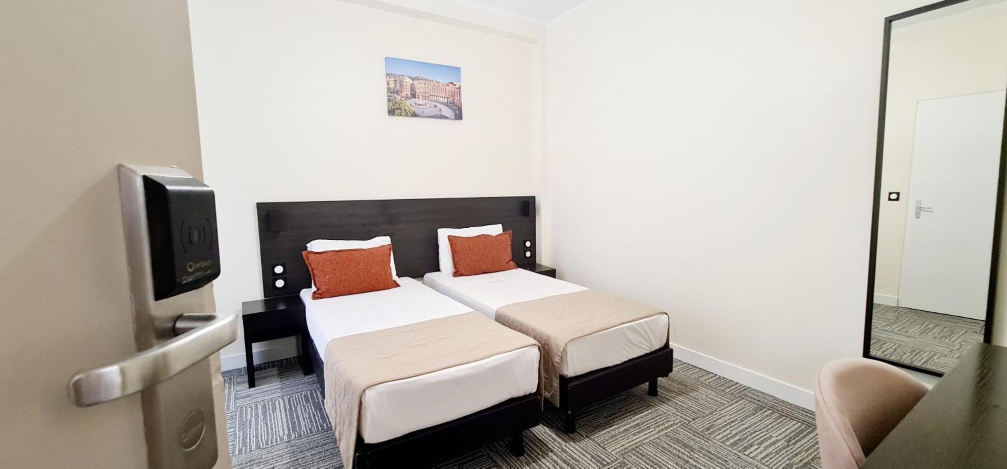 Evelia Hotels Nice Exterior photo